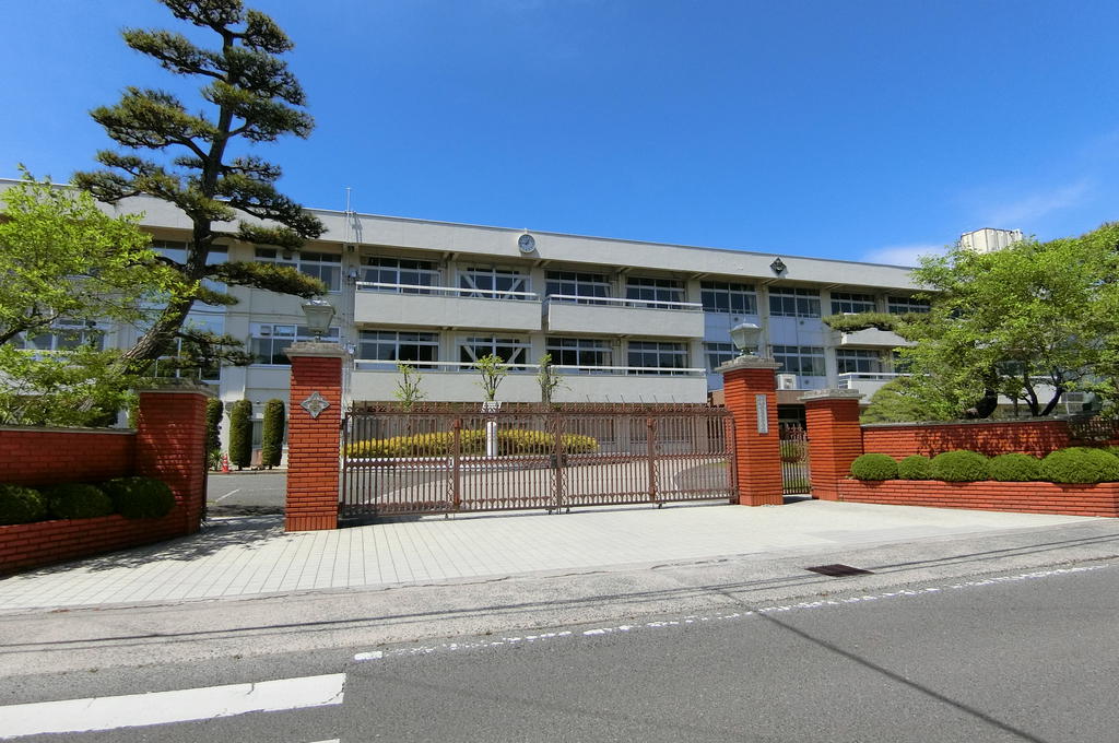 高校・高専　福島県立安達高校（高校・高専）まで2208m