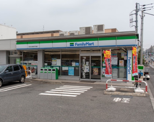 コンビニ　ファミリーマート 大田上池台四丁目店（コンビニ）まで143m