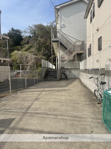 ＪＲ横須賀線 戸塚駅 徒歩17分 2階建 築12年の外観写真