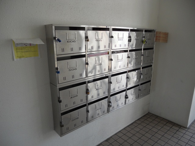 ロビー　メールBOX