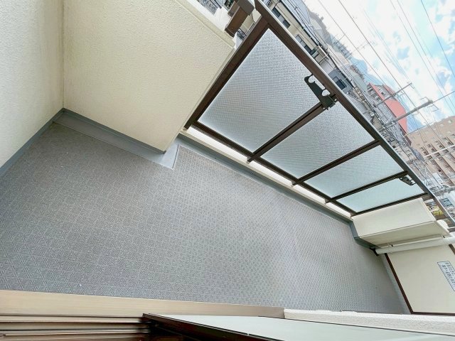 バルコニー　お洗濯にも便利なバルコニー付き