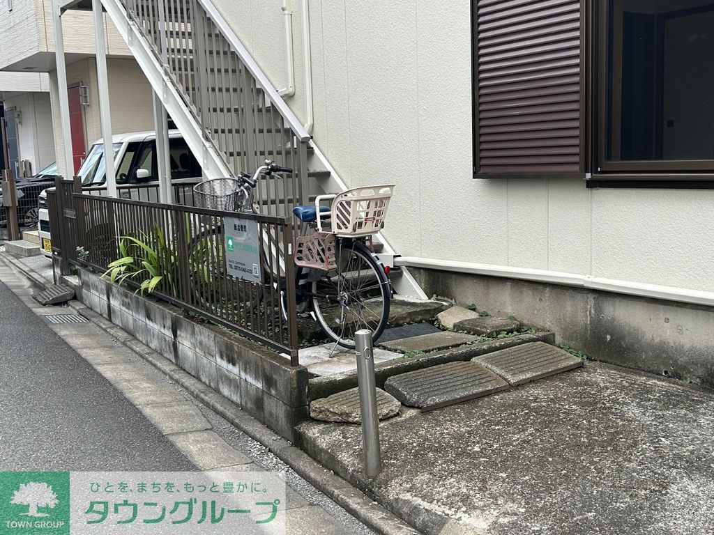 ロビー　庭