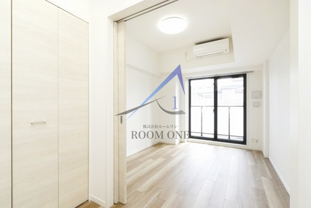 居室・リビング　洋室のお部屋です。