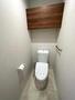 トイレ　トイレは温水洗浄便座付き♪人気のバストイレ別です♪小物を置け