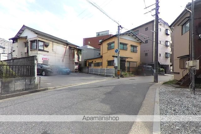 その他　前面道路（その他）まで0m