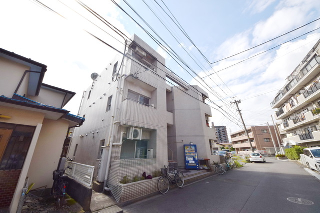 建物外観　～環境の良い場所です～