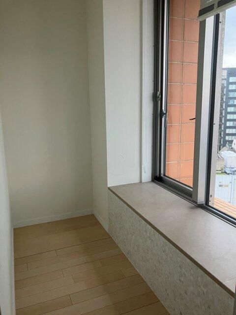 玄関　■モニタ付インターホン■ディンプルキー■2重鍵■ダウンライト