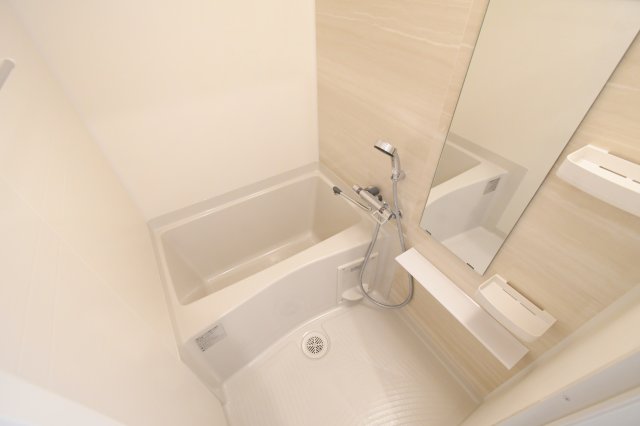 Avenue kurosaki Residenceの風呂写真