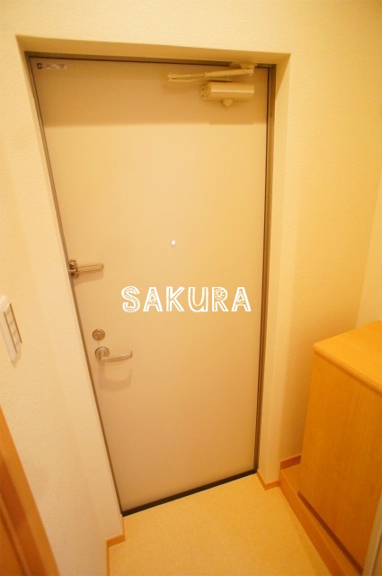 玄関　便利なカウンター型シューズボックス♪