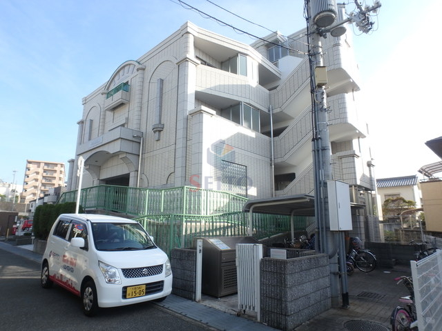 アビタシオンIIIの外観写真