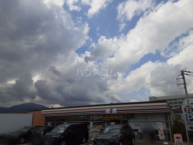 コンビニ　セブンイレブン 伊勢原東海大学病院前店（コンビニ）まで495m