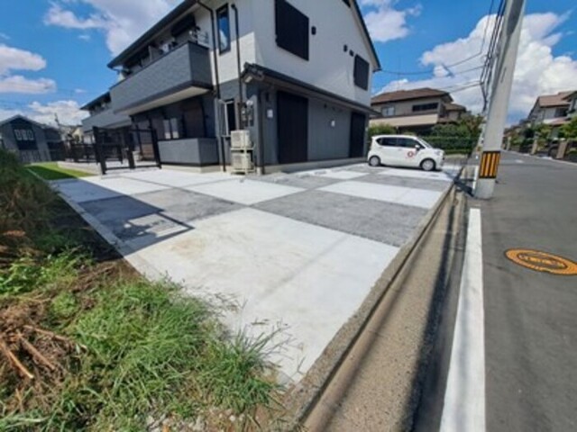 駐車場　駐車場