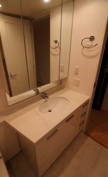 洗面設備　別部屋参考写真