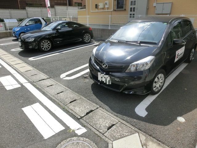 駐車場　敷地内駐車場です。（要空き確認）