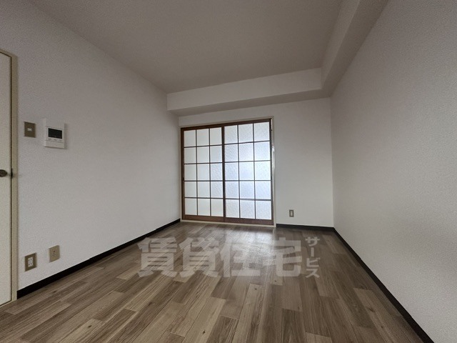 セゾン新高の居間写真