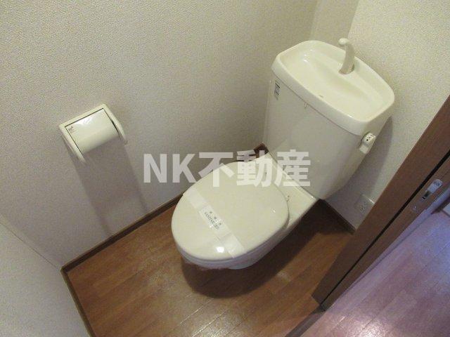 トイレ　落ち着いたトイレです