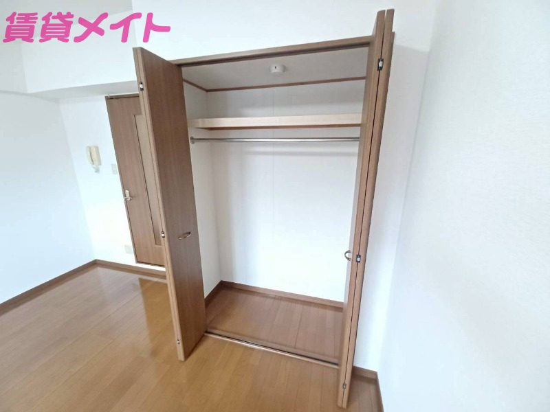 収納　別部屋反転画像参考