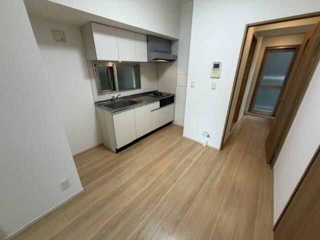 東急目黒線 不動前駅 徒歩4分 8階建 築13年の居間写真