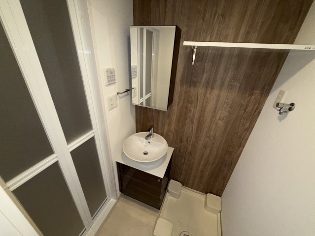 洗面設備　同物件別部屋写真