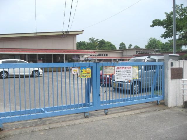 幼稚園・保育園　すもと保育園（幼稚園・保育園）まで830m