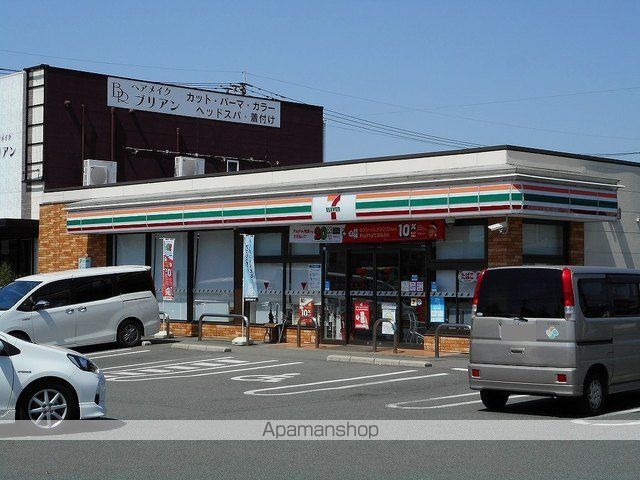 コンビニ　セブンイレブン桜木３丁目店（コンビニ）まで260m