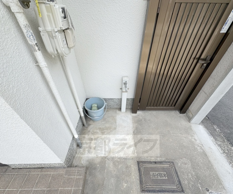 深草中ノ島町貸家の外観写真