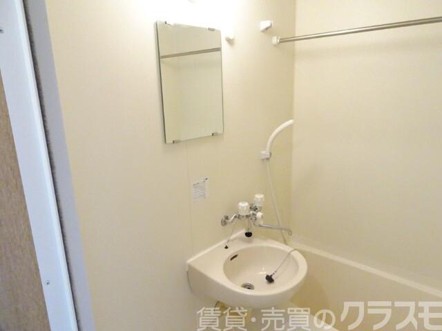 洗面設備　洗面台＆鏡付き♪