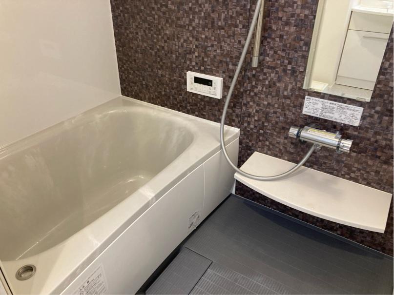 バス・シャワールーム　コンパクトで使いやすいお風呂です