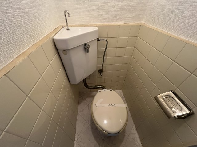 メゾン神戸県庁前のトイレ写真