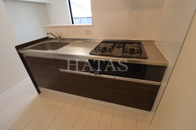 キッチン　同物件別部屋です