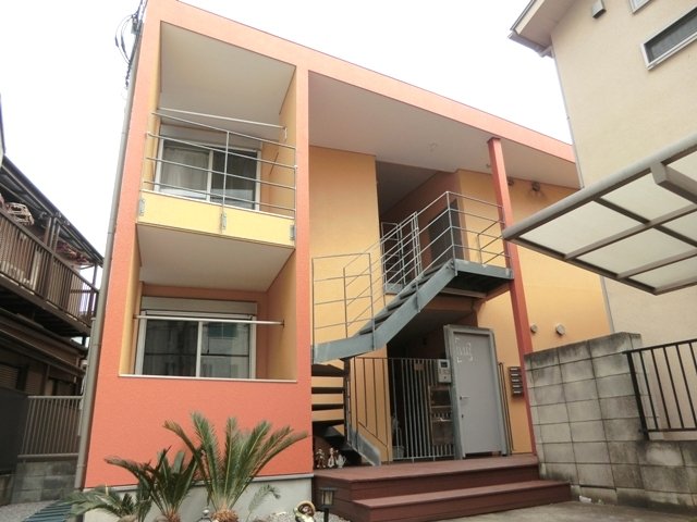 建物外観　★木造２階建てオートロック付きアパート！外観です。★