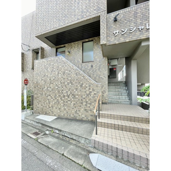 サンシャレィ中島丁の外観写真