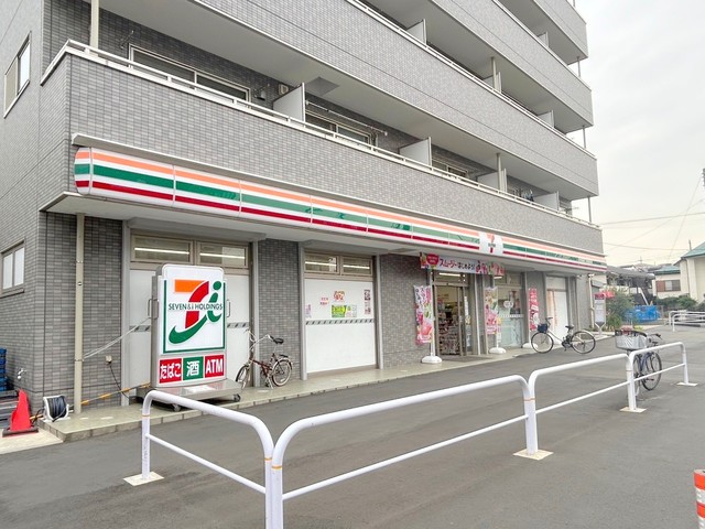 コンビニ　セブンイレブン中野大和町中央通り店（コンビニ）まで79m