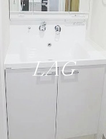 洗面設備　独立洗面台です。