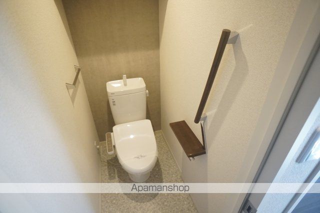 近鉄天理線 天理駅 徒歩6分 2階建 築38年のトイレ写真