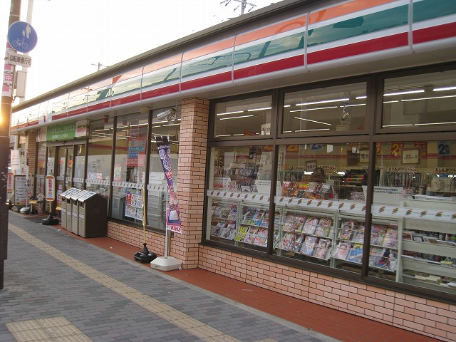 コンビニ　セブンイレブン 東大阪森河内西2丁目店（コンビニ）まで1621m