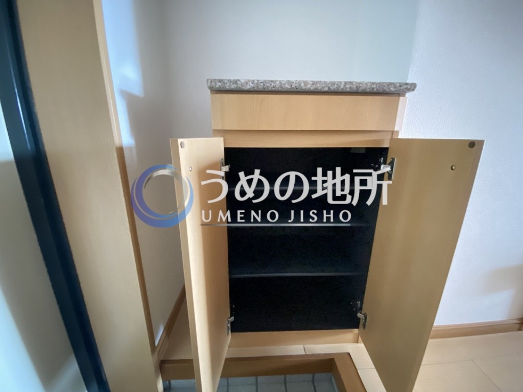 その他　靴箱