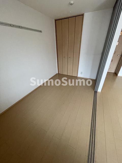その他部屋・スペース　落ち着いて過ごせるお部屋なので、寝室にいかがでしょうか