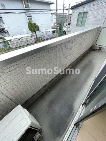 バルコニー　広々としたバルコニーです
