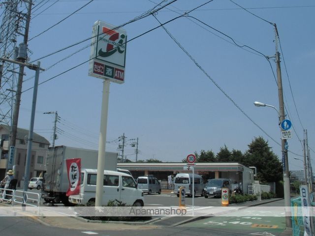 ＪＲ中央線 武蔵境駅 バス乗車時間：8分 最寄りバス停で下車 徒歩2分 3階建 築24年の周辺写真