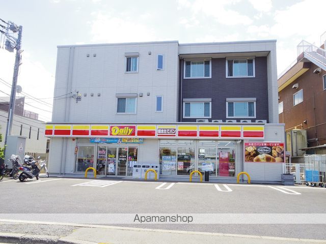ＪＲ中央線 武蔵境駅 バス乗車時間：8分 最寄りバス停で下車 徒歩2分 3階建 築24年の周辺写真