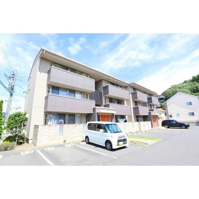 パルテンツァKOUYAの外観写真