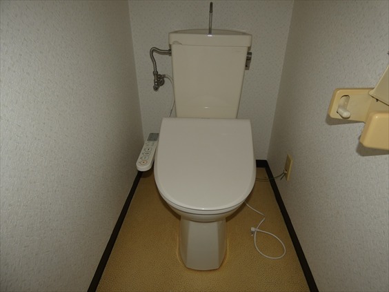 第2寿町マンションのトイレ写真