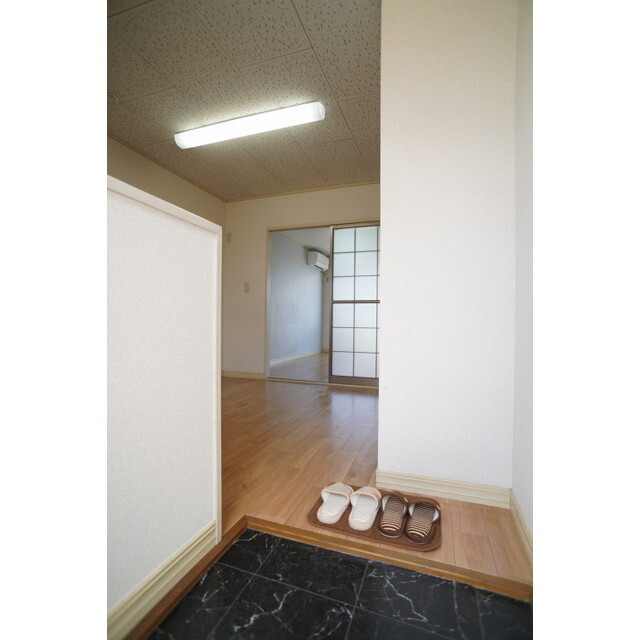 サンクレスト壱番館の玄関写真