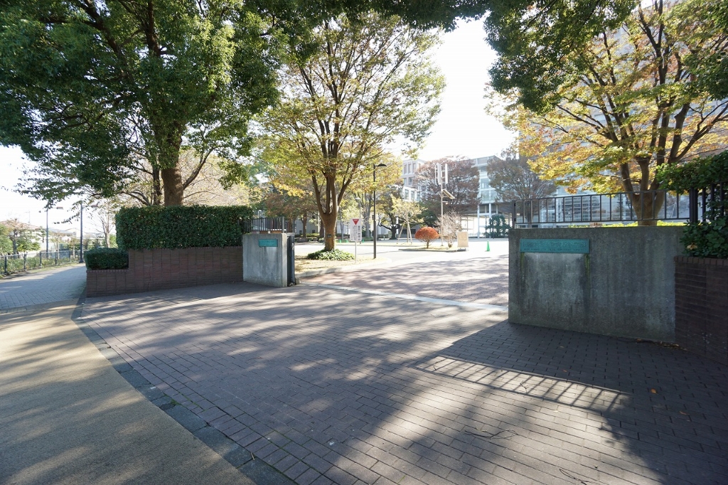 大学・短大　私立日本大学（大学・短大）まで1257m