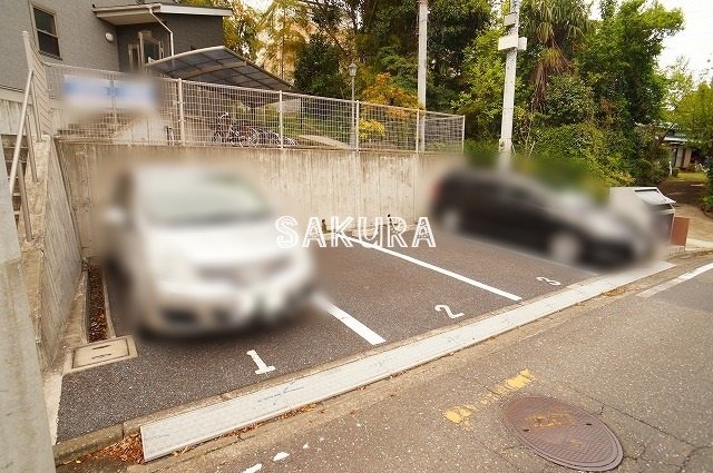 駐車場　敷地内駐車場です♪