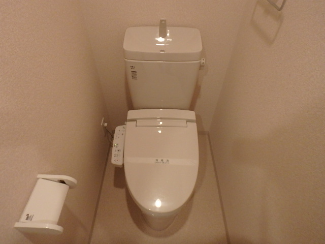 Luxe新大阪SOUTHのトイレ写真