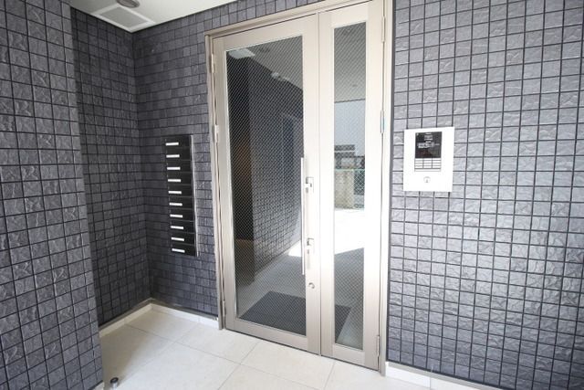 エントランス　安心のオートロック