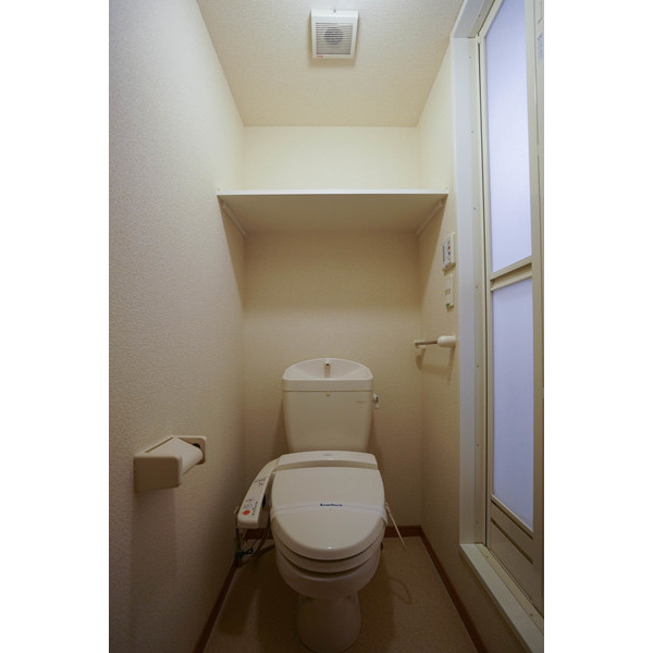 レオパレスアンフィニのトイレ写真