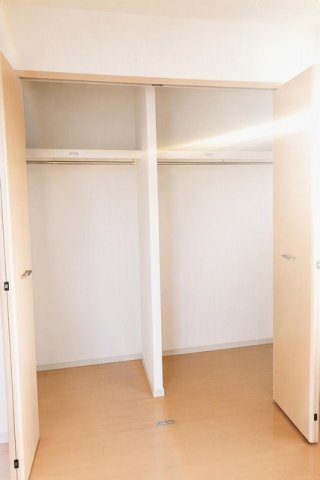 コルテーゼ IIIの内装写真